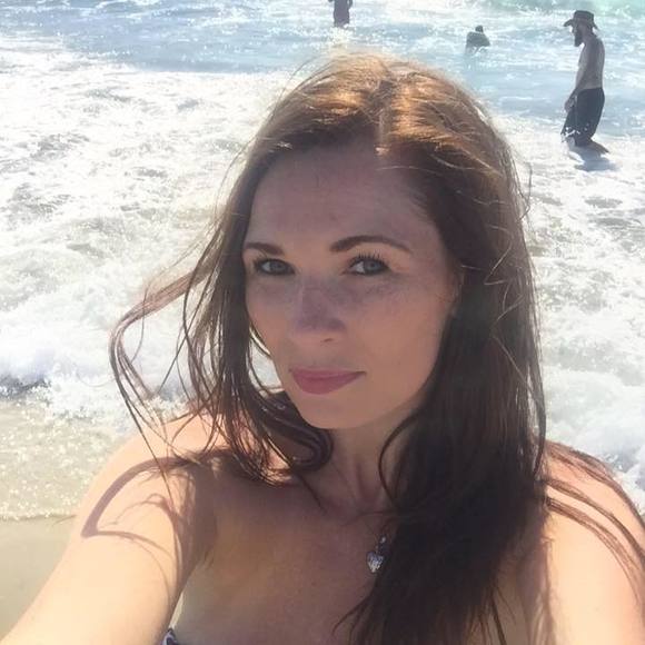 Meet your Posher, Sabrina - Picture 1 of 1